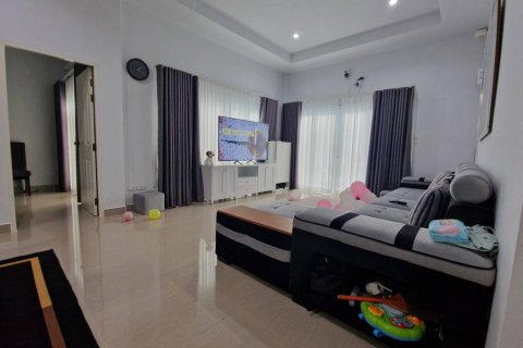 Дом в Паттайе, Таиланд с 3 спальнями  № 116018 - фото 2