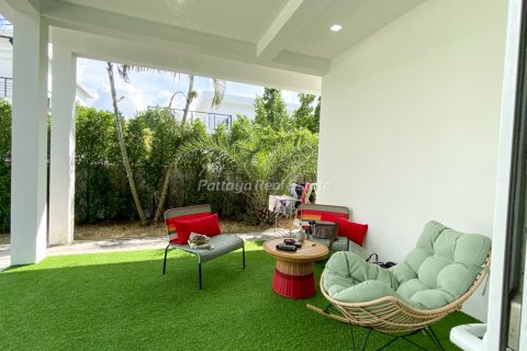 Дом в Саттахипе, Таиланд с 3 спальнями  № 116141 - фото 2