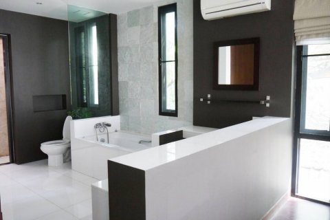 House in Watthana, Bangkok, Thailand 3 bedrooms № 123775 - photo 15