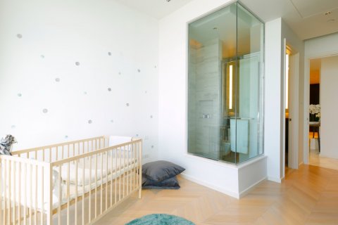 Condo in Sathon, Bangkok, Thailand, 3 bedrooms  № 123773 - photo 12