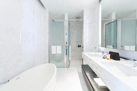 Condo in Sathon, Bangkok, Thailand, 3 bedrooms  № 123773 - photo 28