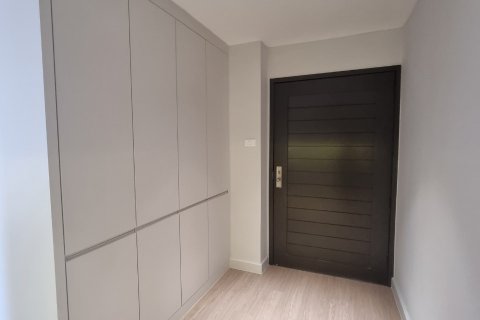 Кондоминиум с 3 спальнями в Ваттхане, Бангкок, Таиланд № 123778 - фото 17
