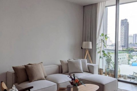 Condo in Khlong Toei, Bangkok, Thailand, 2 bedrooms  № 123779 - photo 1