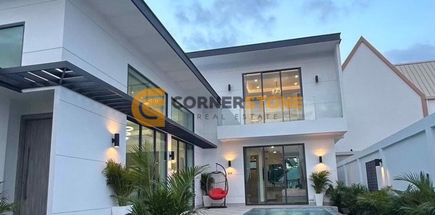 Studio in Pattaya, Thailand № 124135