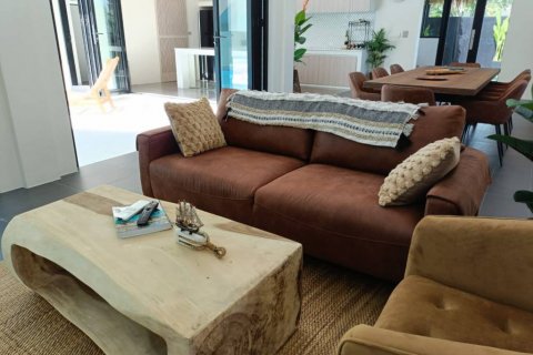 Вилла в Паклоке, Таиланд с 3 спальнями  № 125898 - фото 3