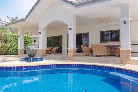Villa in Cha-am, Thailand 3 bedrooms № 125892 - photo 5