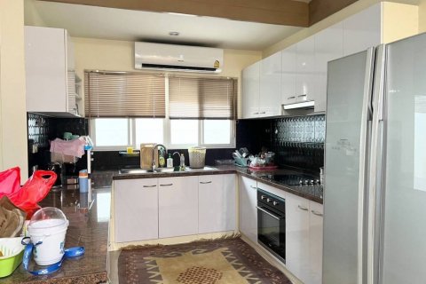 Дом в Паттайе, Таиланд с 3 спальнями  № 86307 - фото 8