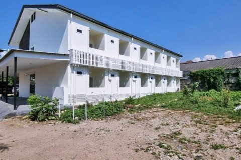 Propriété commerciale à Pattaya, Thaïlande 744 m2 № 86306 - photo 1