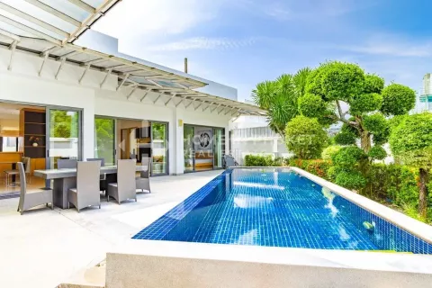 House in Phuket, Thailand 2 bedrooms № 131002 - photo 1