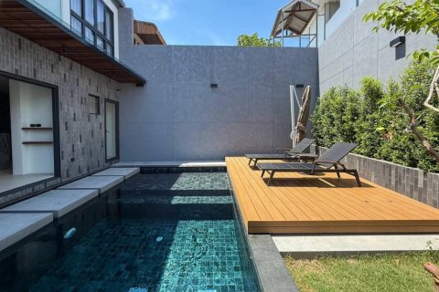 Вилла в Раваи, Таиланд с 3 спальнями  № 124781 - фото 1