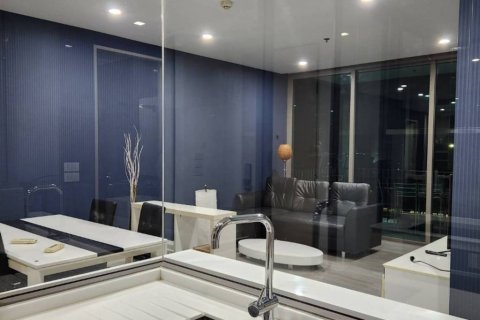 Condo à Bangkok, Thaïlande, 2 chambres  № 124785 - photo 8