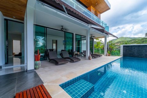 Villa in Surat Thani, Thailand 4 bedrooms № 125910 - photo 4