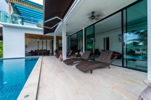 Villa in Surat Thani, Thailand 4 bedrooms № 125910 - photo 7