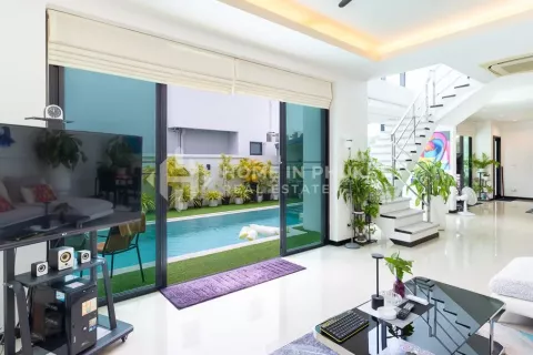 House in Rawai, Thailand 3 bedrooms № 131623 - photo 11