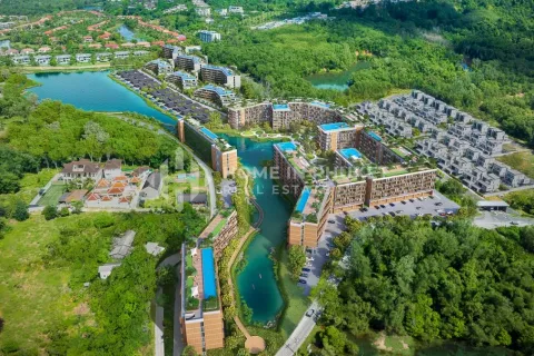 Condo in Phuket, Thailand, 1 bedroom № 131627 - photo 10