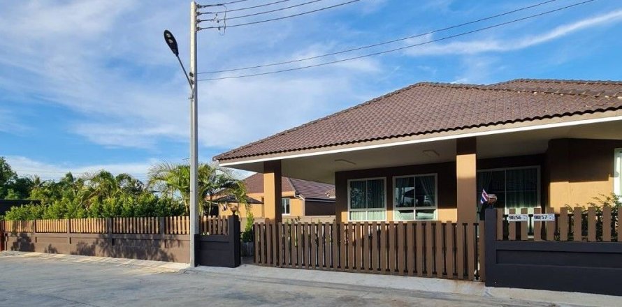 Дом в Хуа Хине, Таиланд с 3 спальнями  № 142786