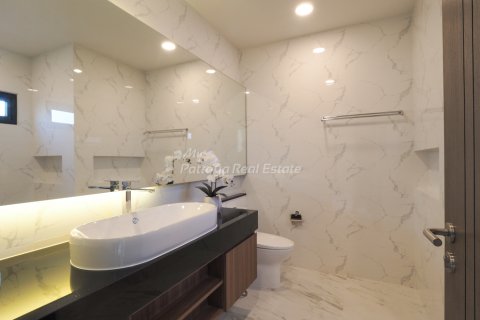 Дом в Паттайе, Таиланд с 3 спальнями № 123476 - фото 22