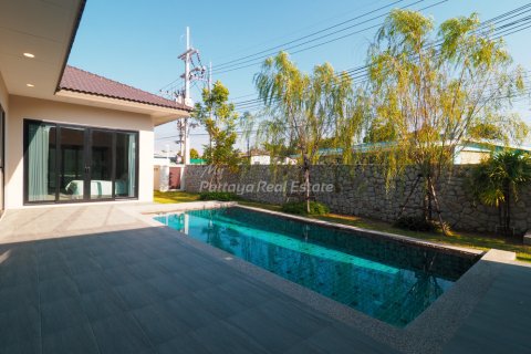 Дом в Паттайе, Таиланд с 3 спальнями № 123476 - фото 1