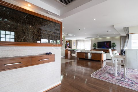 Кондоминиум с 2 спальнями в Банг Ламунге, Таиланд № 123477 - фото 1