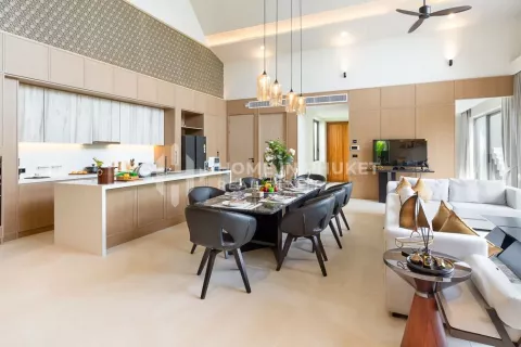 House in Phuket, Thailand 4 bedrooms № 131803 - photo 6