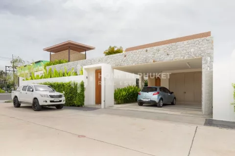 House in Phuket, Thailand 4 bedrooms № 131803 - photo 30