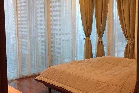 Condo in Bangkok, Thailand, 2 bedrooms  № 143156 - photo 9
