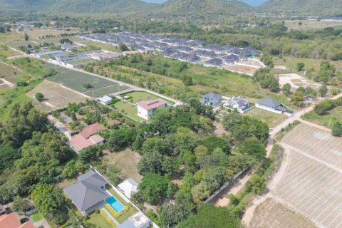 Land in Hua Hin, Thailand № 132585 - photo 7