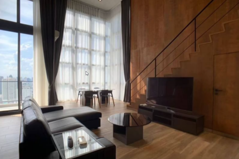 Condo in Watthana, Bangkok, Thailand, 2 bedrooms  № 123722 - photo 1