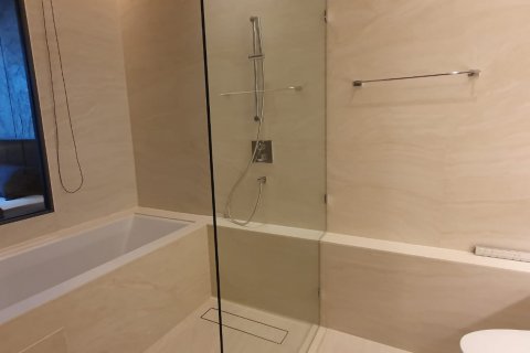 Condo in Watthana, Bangkok, Thailand, 2 bedrooms  № 123721 - photo 14