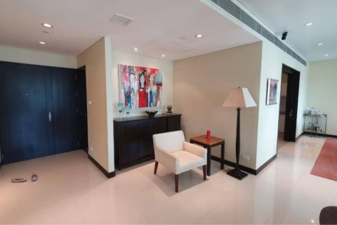 Condo in Pathum Wan, Bangkok, Thailand, 3 bedrooms  № 123724 - photo 6