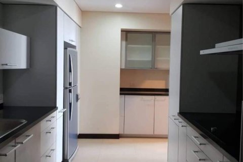 Condo in Pathum Wan, Bangkok, Thailand, 4 bedrooms  № 123725 - photo 5