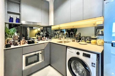 Кондоминиум с 2 спальнями в Пхракханонге, Бангкок, Таиланд № 132876 - фото 2