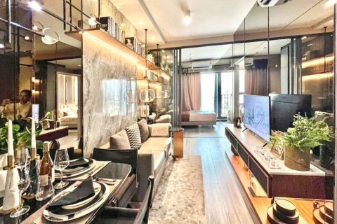 Кондоминиум с 2 спальнями в Пхракханонге, Бангкок, Таиланд № 132876 - фото 1