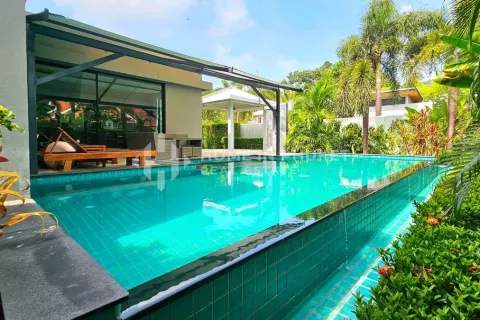 Дом на Пляже Най Харн, Таиланд с 3 спальнями  № 131642 - фото 1