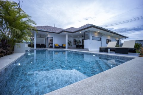 Дом в Хуа Хине, Таиланд с 3 спальнями  № 125409 - фото 2