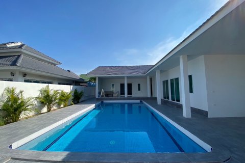 Maison à Hua Hin, Thaïlande 4 chambres № 125399 - photo 2