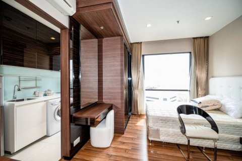 Кондоминиум с 1 спальней в Дин Даенге, Бангкок, Таиланд № 126652 - фото 7