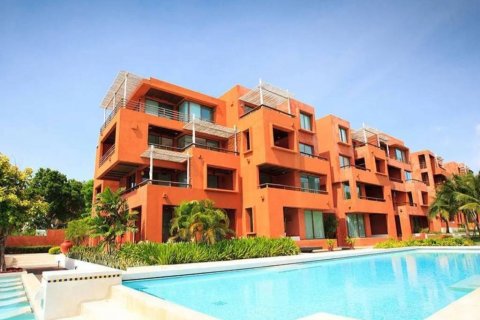 Condo à Hua Hin, Thaïlande, 2 chambres  № 125972 - photo 1