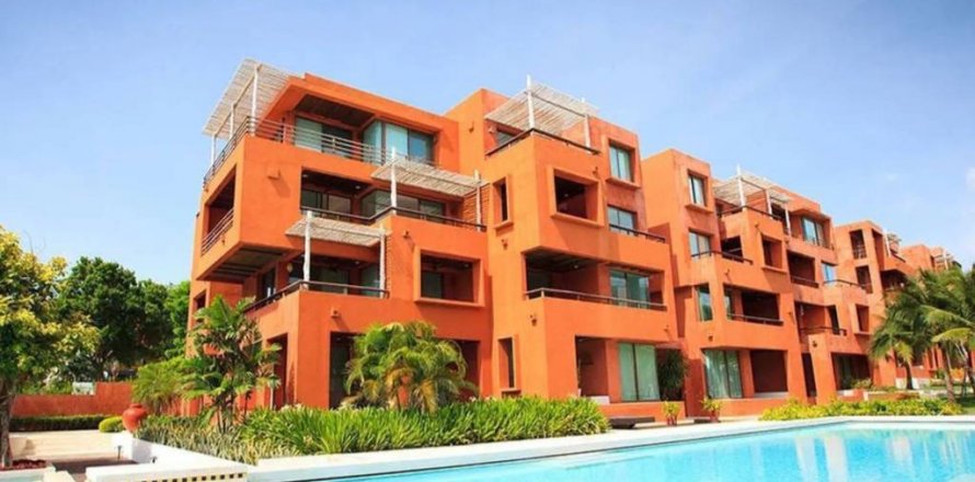 Condo à Hua Hin, Thaïlande, 2 chambres  № 125972