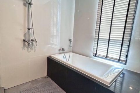 Квартира в Бангкоке, Таиланд с 4 спальнями  № 109771 - фото 21