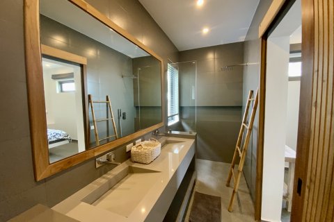 House in Ko Samui, Thailand 3 bedrooms № 124802 - photo 14