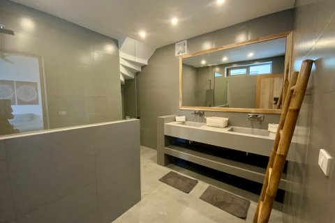 House in Ko Samui, Thailand 3 bedrooms № 124802 - photo 16