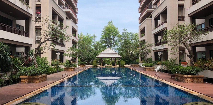 Кондоминиум с 1 спальней в Паттайе, Таиланд № 120303