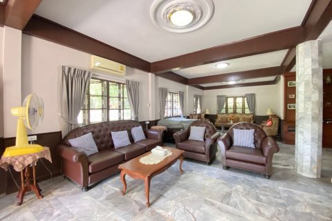 Дом в Чиангмае, Таиланд с 4 спальнями  № 126166 - фото 4