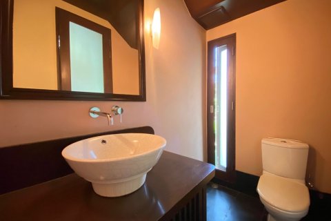 Villa in Chiang Mai, Thailand 6 bedrooms № 126179 - photo 8