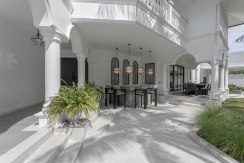Villa in Bang Tao, Thailand 5 bedrooms № 124757 - photo 7