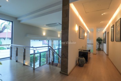 Дом в Паттайе, Таиланд с 3 спальнями  № 83768 - фото 6