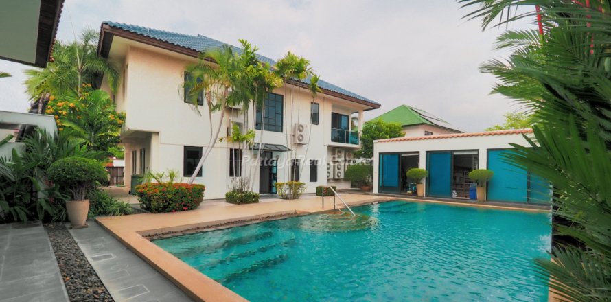 Дом в Паттайе, Таиланд с 3 спальнями  № 83768