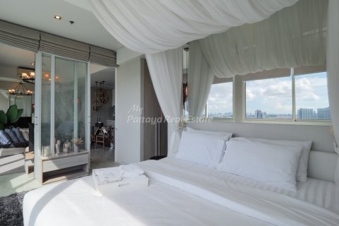 Condo in Pattaya, Thailand, 2 bedrooms  № 101547 - photo 16