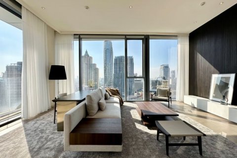 Condo in Pathum Wan, Bangkok, Thailand, 2 bedrooms № 123867 - photo 12